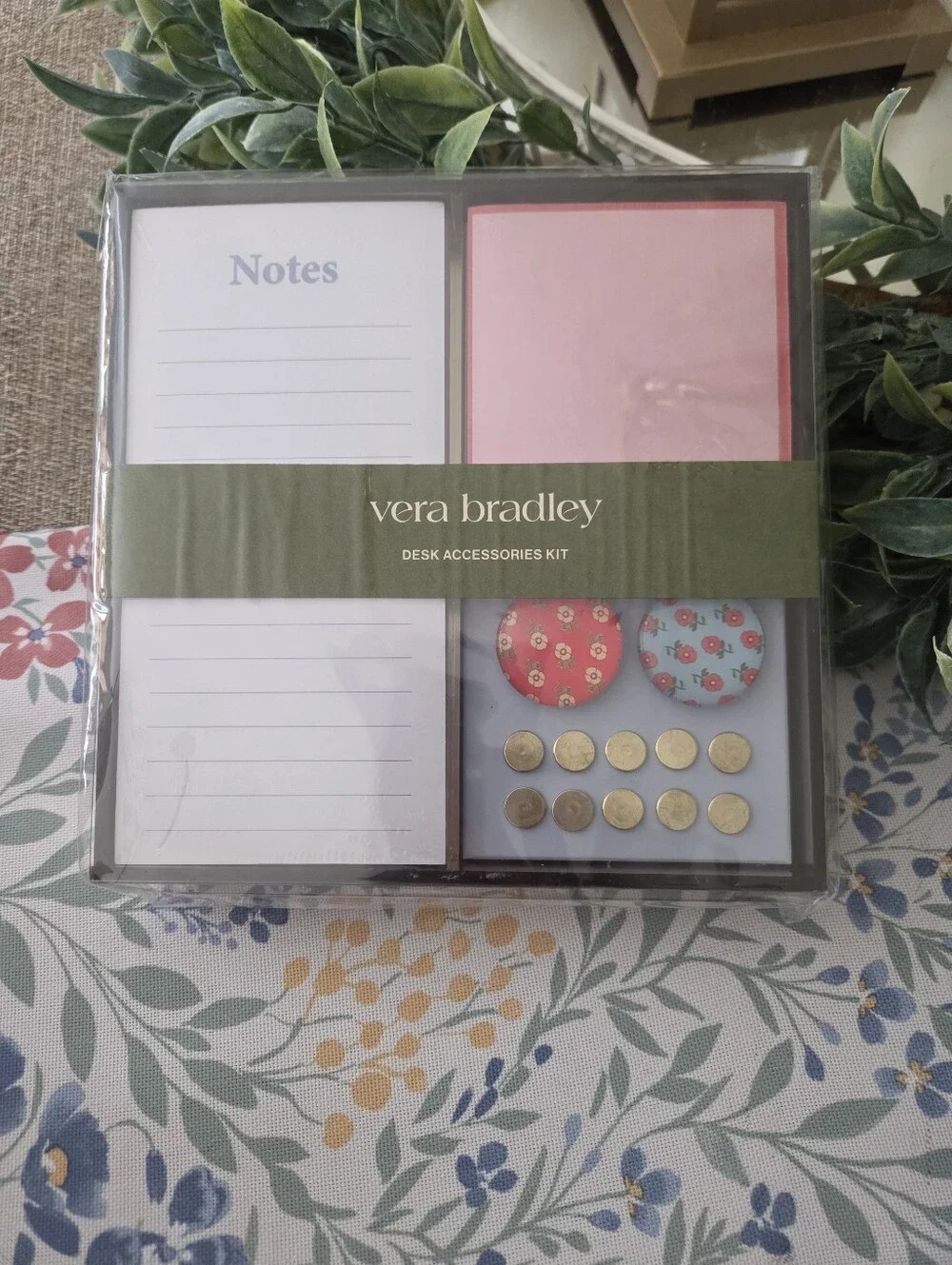 Vera Bradley Pink & White Floral Magnetic Desk Set